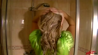 Watch Blonde Slut Leony Aprill Enjoys a Shower Bang! - free HD porn on FREE-FULL-PORN.COM