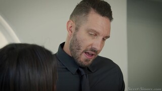 Naughty Nannies Spooning and Kissing - porno gratuito in 4K FREE-FULL-PORN.COM