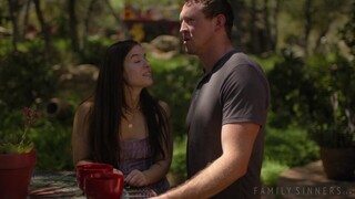 Mixed Family Fucks: Pierce Paris and Abby Maley - 4K 무료 포르노 FREE-FULL-PORN.COM
