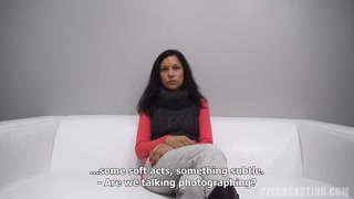 Schau European MILF Lucie: Classy Casting with Brunette - kostenlose HD Pornos auf FREE-FULL-PORN.COM