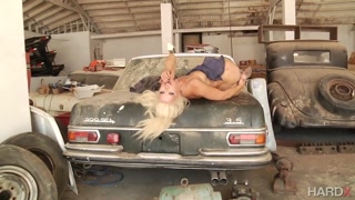Schau Cum Extraction with Blonde Star Anikka Albrite - kostenlose HD Pornos auf FREE-FULL-PORN.COM