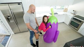 Watch Small Body Lily vs Giant Cock - free HD porn on FREE-FULL-PORN.COM