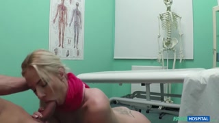 Oglądaj POV Handjob with Czech Nurse Nathaly - darmowe porno HD na FREE-FULL-PORN.COM