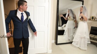 Watch Ryan Mclane Gives Skyla Novea a Handjob - free HD porn on FREE-FULL-PORN.COM