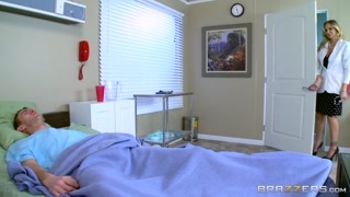 Titta på Ass Fingering and Facial with Julia Ann - gratis HD porr på FREE-FULL-PORN.COM