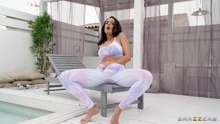 Watch Facial in the Pool - free HD porn on FREE-FULL-PORN.COM