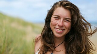 Hairy and Hard at the Beach - pornografie gratuită în 4K FREE-FULL-PORN.COM