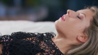 ดู Rebecca Volpetti: Cum in Mouth and Shaved Pussy - หนังโป๊ฟรี HD บน FREE-FULL-PORN.COM