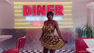 Assista Mystique’s Fetish Masturbation in Sexy Lingerie - pornô HD grátis no FREE-FULL-PORN.COM
