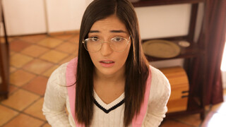 Tonton Small-Titted Brunette Emily Willis - Anal Slut for Daddy - porno HD gratis di FREE-FULL-PORN.COM