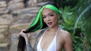 Schau Paisley Paige Teased and Fucked by the Pool - kostenlose HD Pornos auf FREE-FULL-PORN.COM