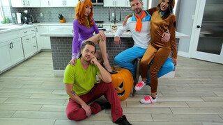 Watch Stepfamily Halloween Foursome: Petite & MILF Take Turns on Big Cock - free HD porn on FREE-FULL-PORN.COM
