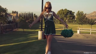Schau Nicole Clitman Cheerleader Porn Video - kostenlose HD Pornos auf FREE-FULL-PORN.COM