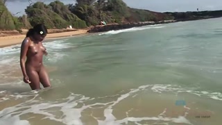Schau Ebony GF Yara Skye Rides Hard - Beach POV Creampie - kostenlose HD Pornos auf FREE-FULL-PORN.COM