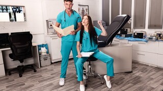 Xem London Pierce Fucks Stella Nash's Throat: Nurse Diagnosis - phim sex HD miễn phí trên FREE-FULL-PORN.COM