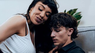 Assista Stepfamily Taboo: Perverting His Legacy With Kissing - pornô HD grátis no FREE-FULL-PORN.COM