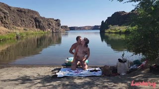 Urmărește Fluid-Bonded Beach Vacation: Rey & Storm in Mermaid in the USA - porno HD gratuit pe FREE-FULL-PORN.COM