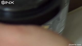 Guarda Hot Pierced Girl Gives Messy Handjob in Lingerie - porno HD gratuito su FREE-FULL-PORN.COM