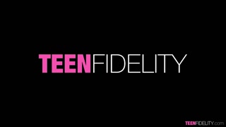 Tonton Ryan Madison Gives Teen Kimora a Deep Creampie - porno HD gratis di FREE-FULL-PORN.COM