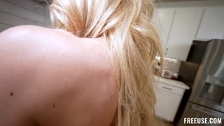 Tonton Austin Pierce Fucks a Tanned Freeuse Blonde - pornografi HD percuma di FREE-FULL-PORN.COM
