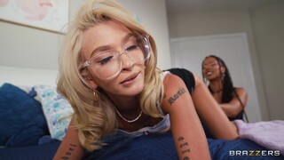 Watch Lesbian Sex in the Bedroom - free HD porn on FREE-FULL-PORN.COM