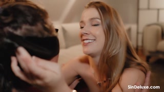 Regardez Beautiful Blonde Gets Pussy Licked - porno HD gratuit sur FREE-FULL-PORN.COM