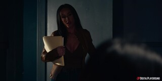 Mira Squirty Brunette Meets Cop - porno HD gratis en FREE-FULL-PORN.COM