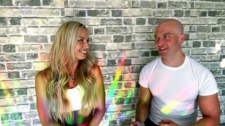 Tonton Blonde and Brawny: A Sexy Pair - porno HD gratis di FREE-FULL-PORN.COM
