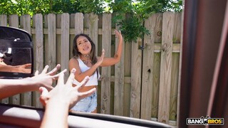Schau Girl with Neck Tattoo Loves Doggystyle Fucking - kostenlose HD Pornos auf FREE-FULL-PORN.COM
