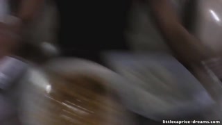 ดู Marcello Bravo & LittleCaprice's Footjob Holiday - หนังโป๊ฟรี HD บน FREE-FULL-PORN.COM