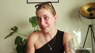 Titta på Lucy's Sexual Imagination - gratis HD porr på FREE-FULL-PORN.COM