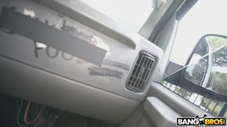 Hardcore Ride with Young Sawyer Kelly - kostenlose Pornos in 4K FREE-FULL-PORN.COM