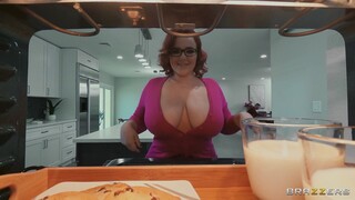 Unbelievable - My Girlfriend's Mom is Just Like Me! - porno gratuito in 4K FREE-FULL-PORN.COM