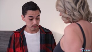 Дивіться POV Fucking with Shaved Stepmom - безкоштовне HD порно на FREE-FULL-PORN.COM