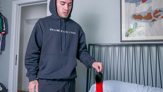 Regardez Stepson's Lucky Encounter - porno HD gratuit sur FREE-FULL-PORN.COM