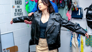 Watch What's Lulu Chu Hiding Under Her Jacket? - free HD porn on FREE-FULL-PORN.COM