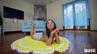 Amateur Girl with Short Hair - free porn in 4K FREE-FULL-PORN.COM