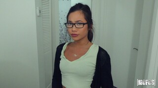 Cheating Babe Gets Missionary Fuck - porno gratis dalam 4K FREE-FULL-PORN.COM