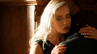  Black and Blonde Love Story - porno gratuit en 4K FREE-FULL-PORN.COM